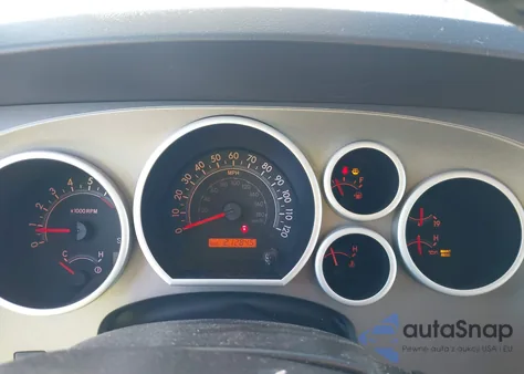 2010 Toyota Sequoia Sr5 5.7L V8 z USA, uszkodzony, nr VIN 5TDZY5G1XAS025580